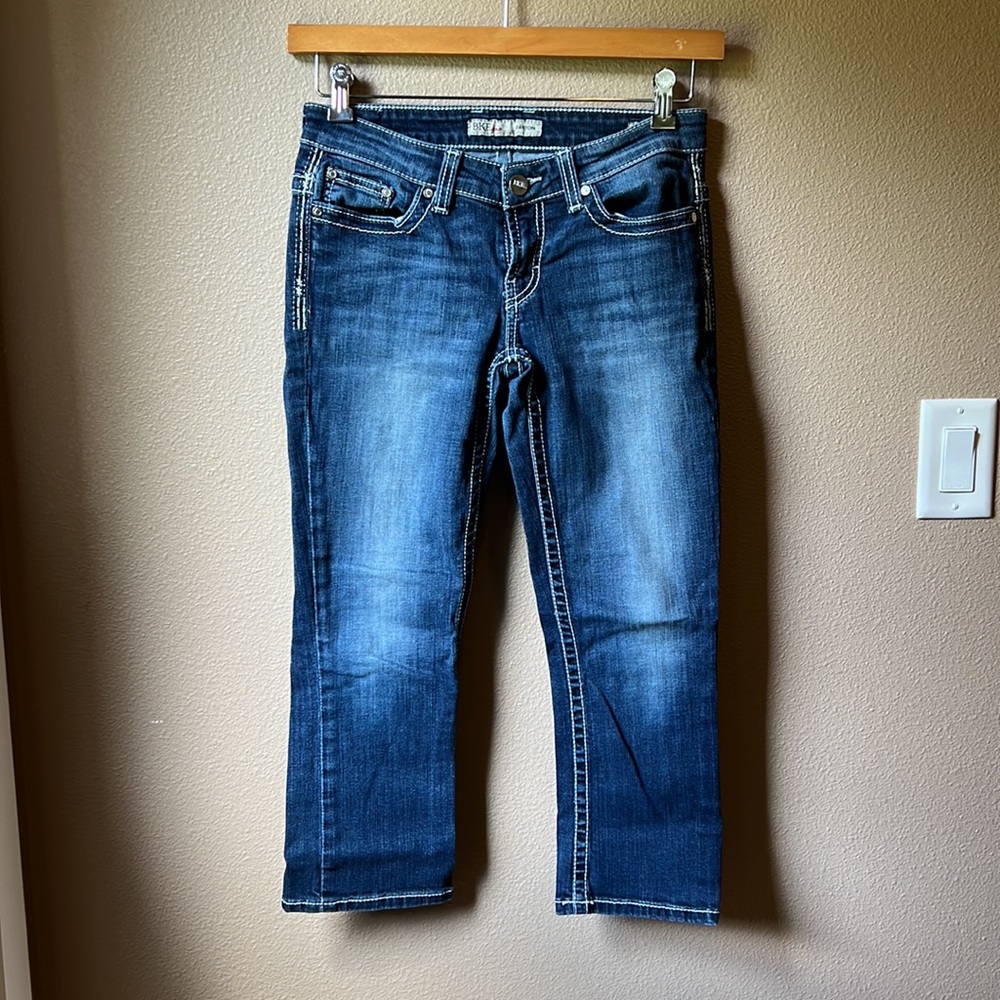 BKE denim Payton 21” crop stretch with 1 1/2” double cuff size 26 blue